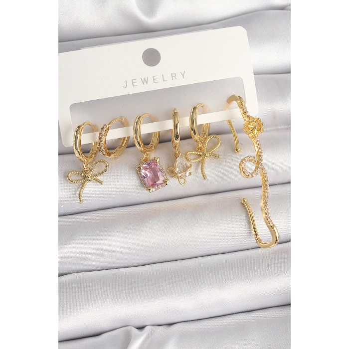 Pirinç Gold Renk Sallantı Kurdele Model Pembe Kare Zirkon Taşlı Kadın Küpe Seti