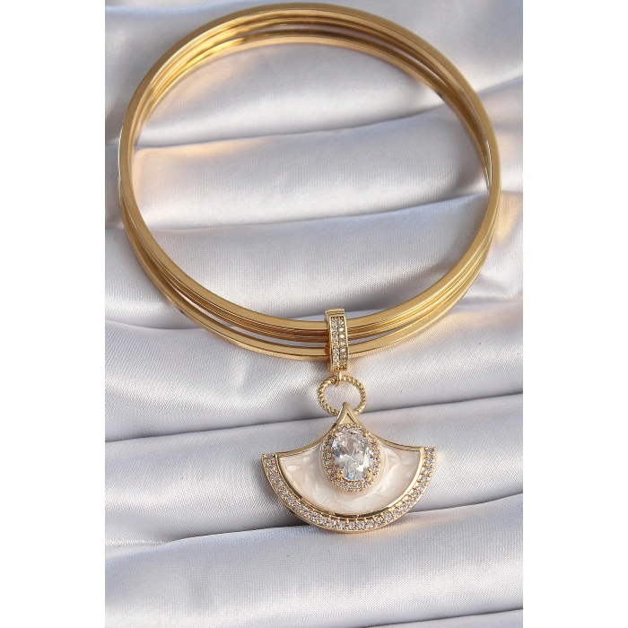 Pirinç Gold Renk Zirkon Taş Detaylı Beyaz Mineli Ajda Charm