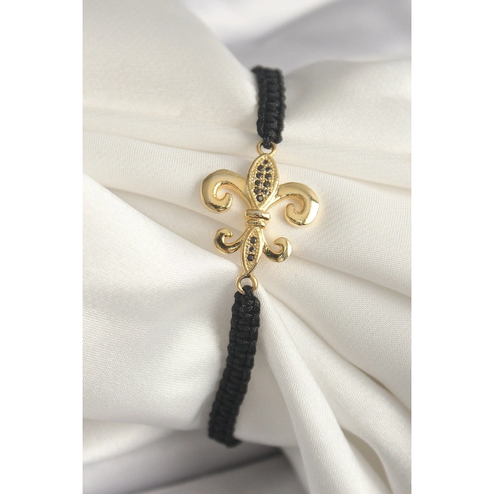 Pirinç Gold Renk Zirkon Taş İşlemeli Zambak Figür Asansörlü Makrome Model Kadın Bileklik