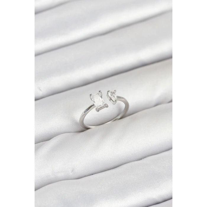 Pirinç Gold Renk Zirkon Taşlı Kadın Yüzük