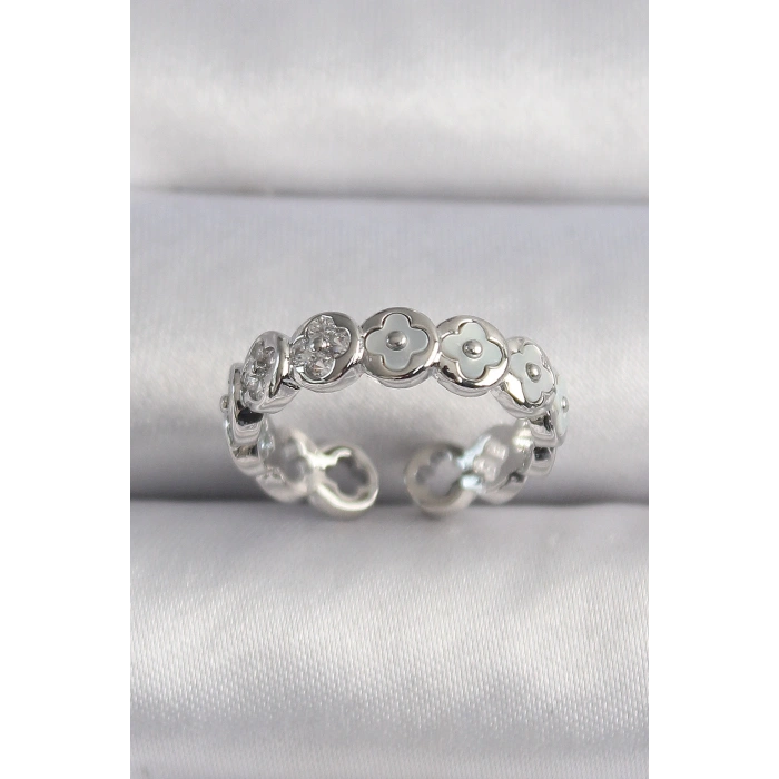 Pirinç Gümüş Renk Beyaz Sedefli Yonca Model Kadın Yüzük