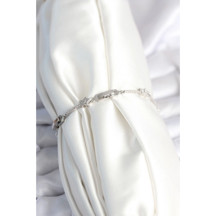 Pirinç Gümüş Renk Halley Yıldız Model Kadın Bileklik