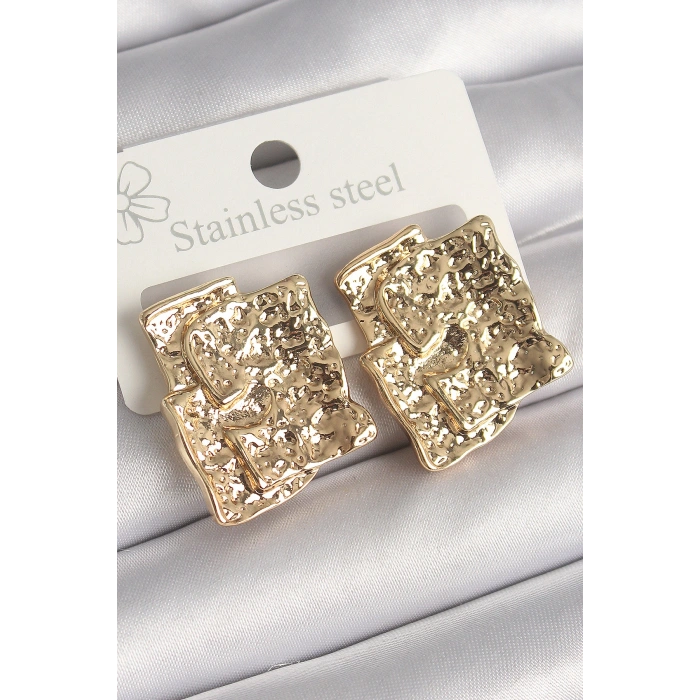 Pirinç Gümüş Renk İşlemeli Kare Plaka Model Kadın Küpe