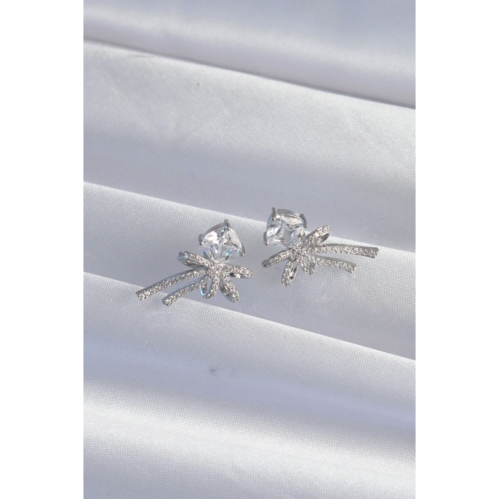 Pirinç Gümüş Renk Kare Zirkon Taşlı Fiyonk Küpe