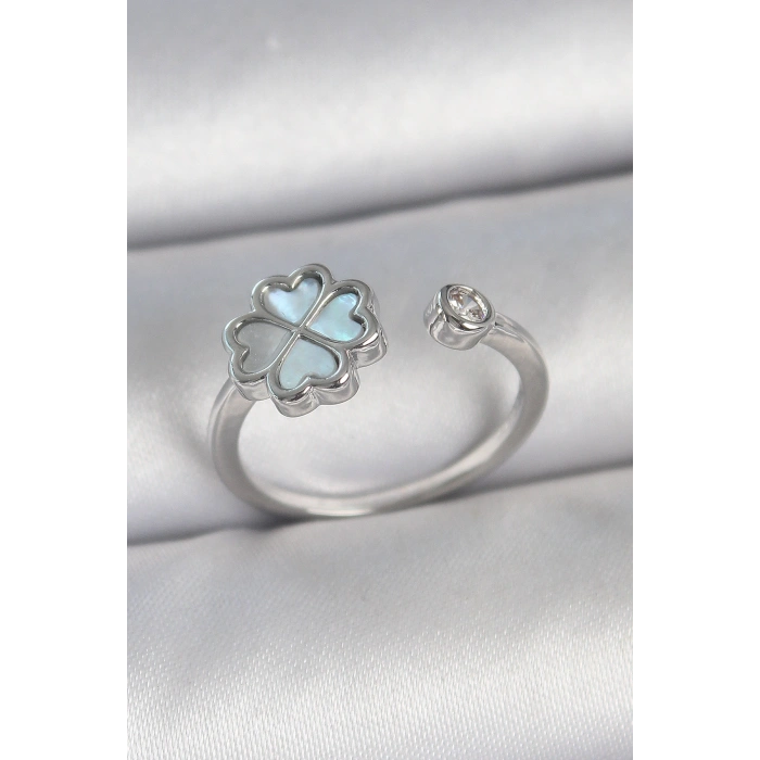 Pirinç Gümüş Renk Mavi Mineli Yonca Model Zirkon Taş Detay Ayarlanabilir Kadın Yüzük