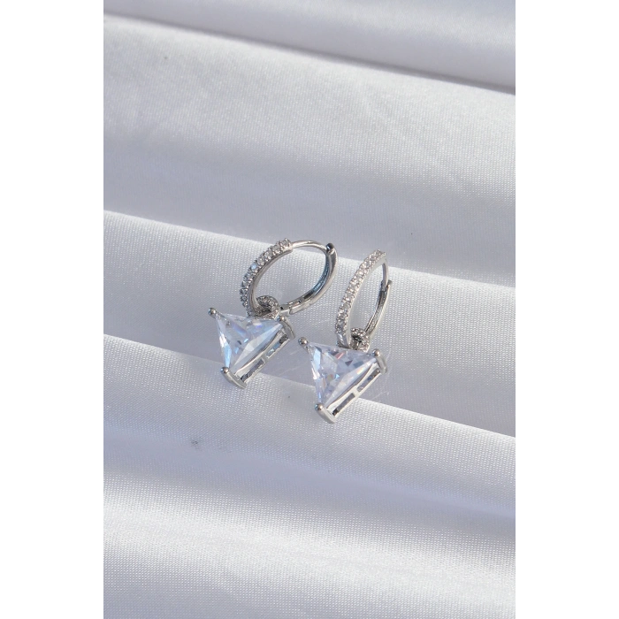 Pirinç Gümüş Renk Üçgen Zirkon Taşlı Sallantılı Halka Küpe