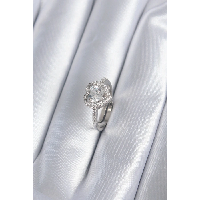 Pirinç Gümüş Renk Zirkon Taşlı Kalp Charm Model Kadın Yüzük