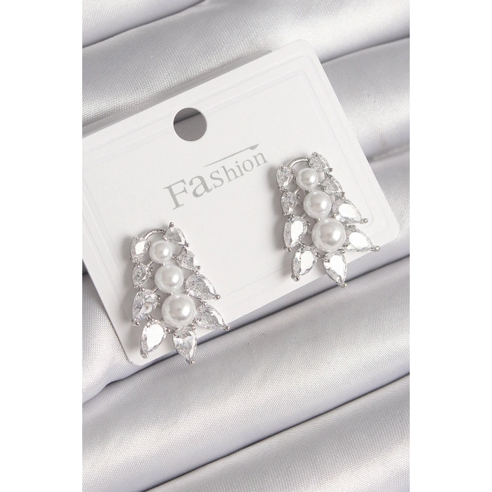 Pirinç Gümüş Renk Zirkon Taşlı Yaprak Model İnci Detay Kadın Küpe