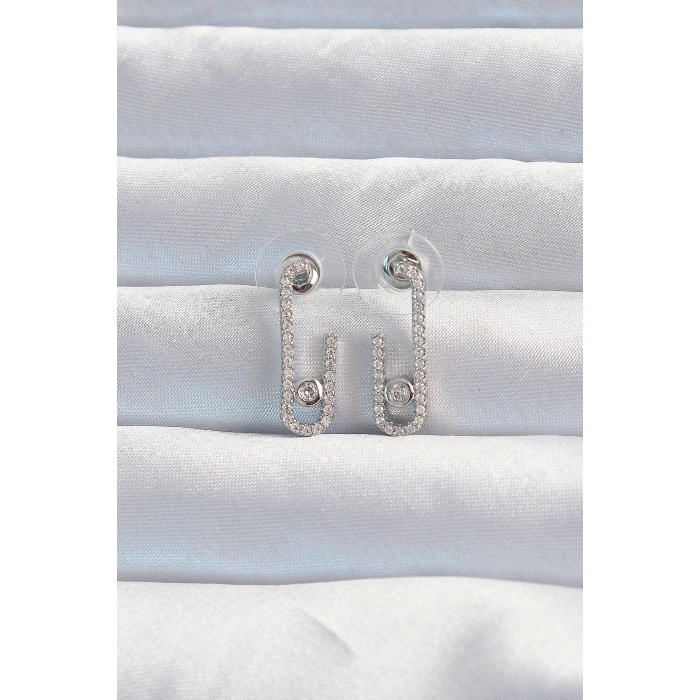 Pirinç Gümüş Renk Zirkon Taşlı Yarım Messika Küpe