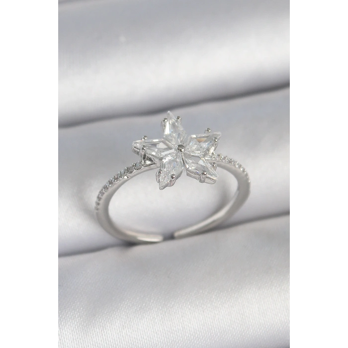 Pirinç Gümüş Renk Zirkon Taşlı Yıldız Model Ayarlanabilir Kadın Yüzük