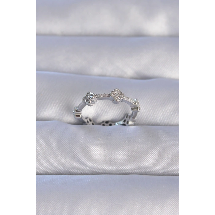 Pirinç Gümüş Renk Zirkon Taşlı Yonca Model Ayarlanabilir Yüzük