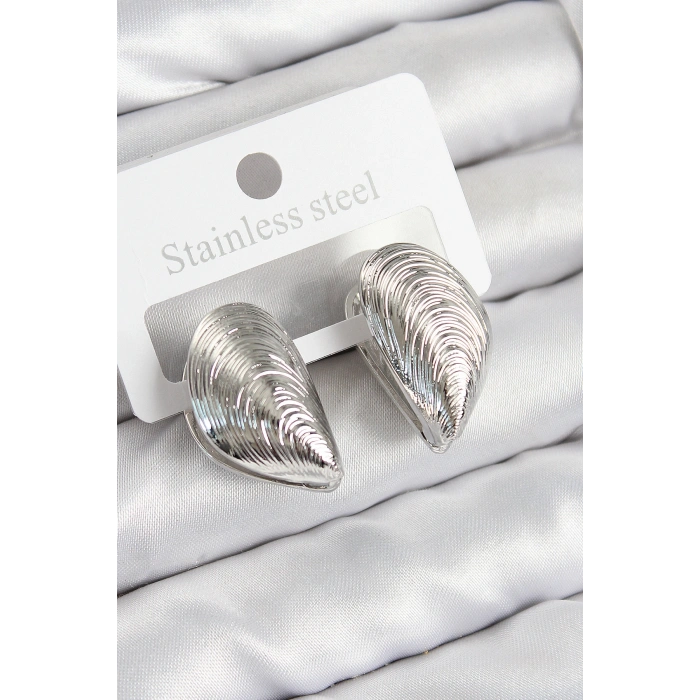 Pirinç İstiridye Model Gümüş Renk Kadın Küpe