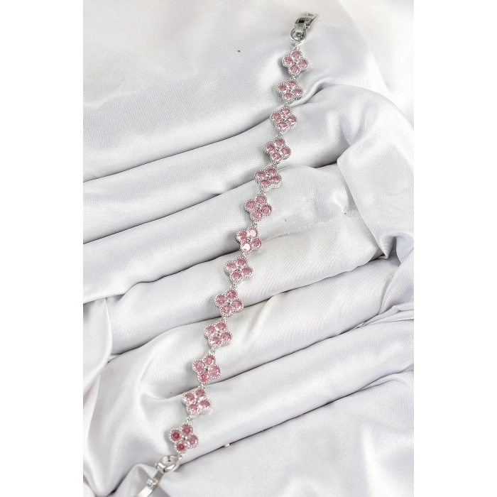 Pirinç Pembe Zirkon Taşlı Yonca Model Gümüş Renk VIP Seri Kadın Bileklik