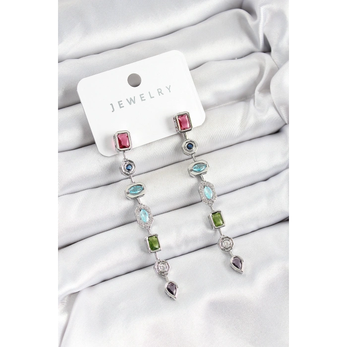 Pirinç Renkli Zirkon Taşlı Sallantılı Model Gümüş Renk Kadın Küpe