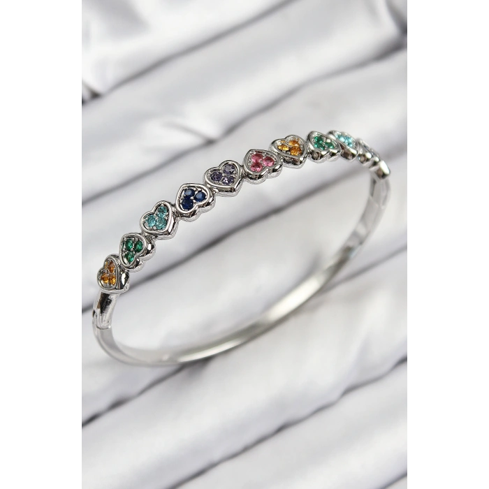 Pirinç Renkli Zirkon Taşlı Sıralı Kalp Model Gümüş Renk Kadın Kelepçe