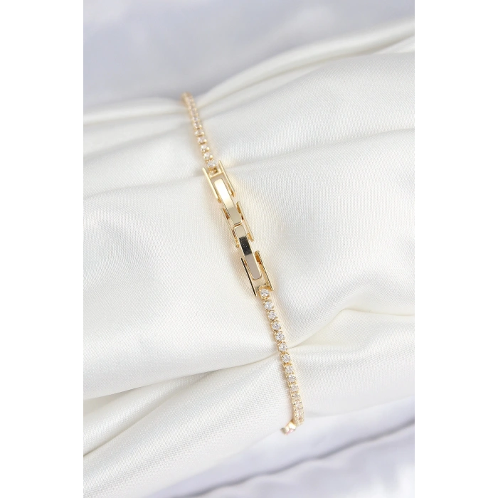 Pirinç Zirkon Taşlı Kare Model Gold Renk Kadın Bilekilk