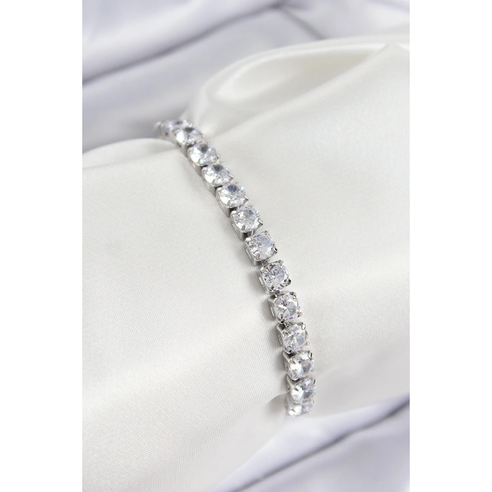 Pirinç Zirkon Taşlı Kare Model Gümüş Renk Asansörlü Kadın Bileklik