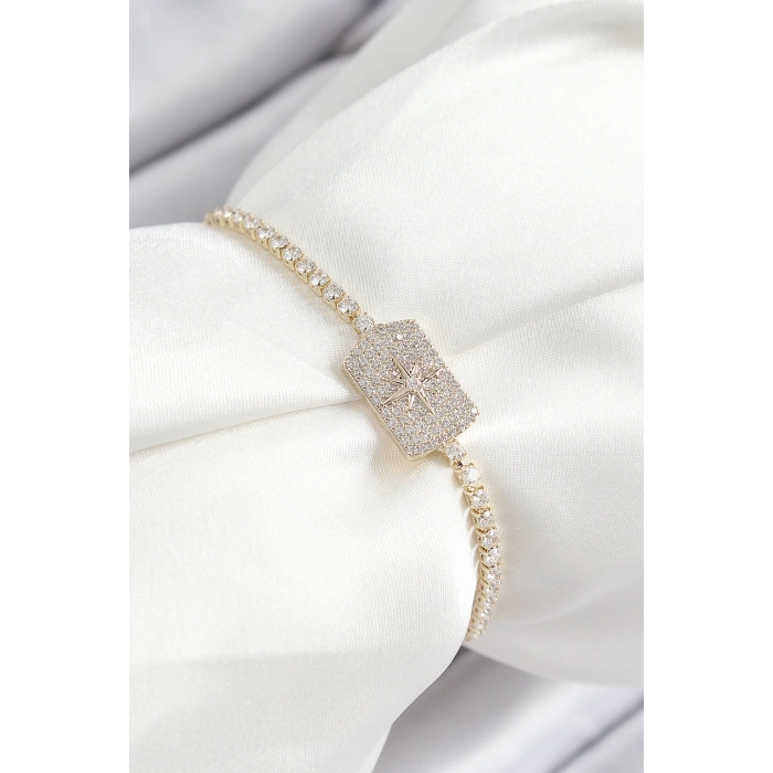 Pirinç Zirkon Taşlı Kutup Yıldızı Model Gold Renk Asansörlü Kadın Bileklik