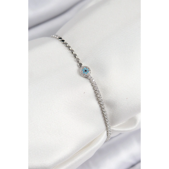 Pirinç Zirkon Taşlı Nazar Model Ezme Zincir Gümüş Renk Kadın Bileklik