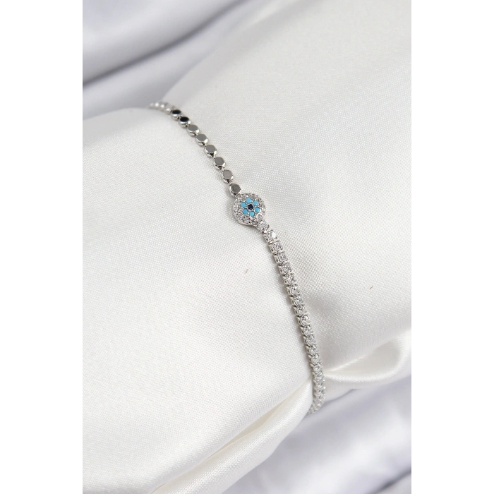 Pirinç Zirkon Taşlı Nazar Model Ezme Zincir Gümüş Renk Kadın Bileklik