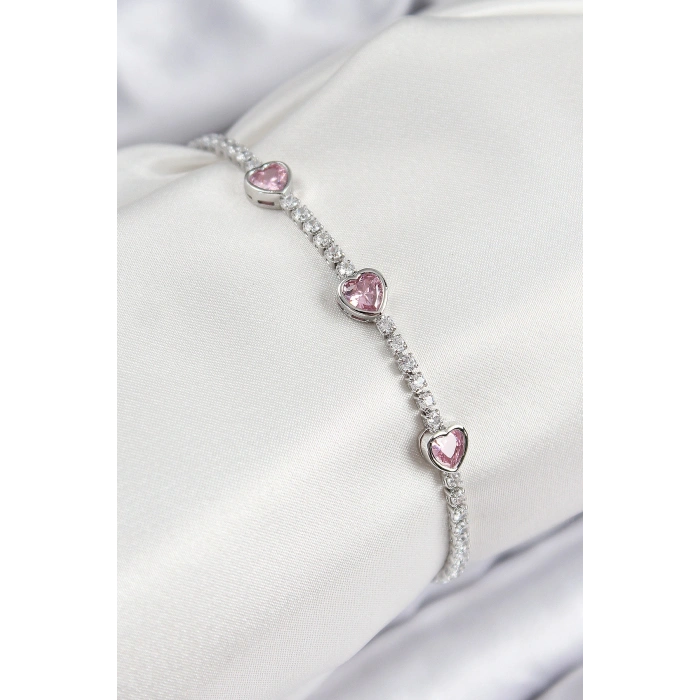 Pirinç Zirkon Taşlı Pembe Kalp Model Gümüş Renk Kadın Bileklik