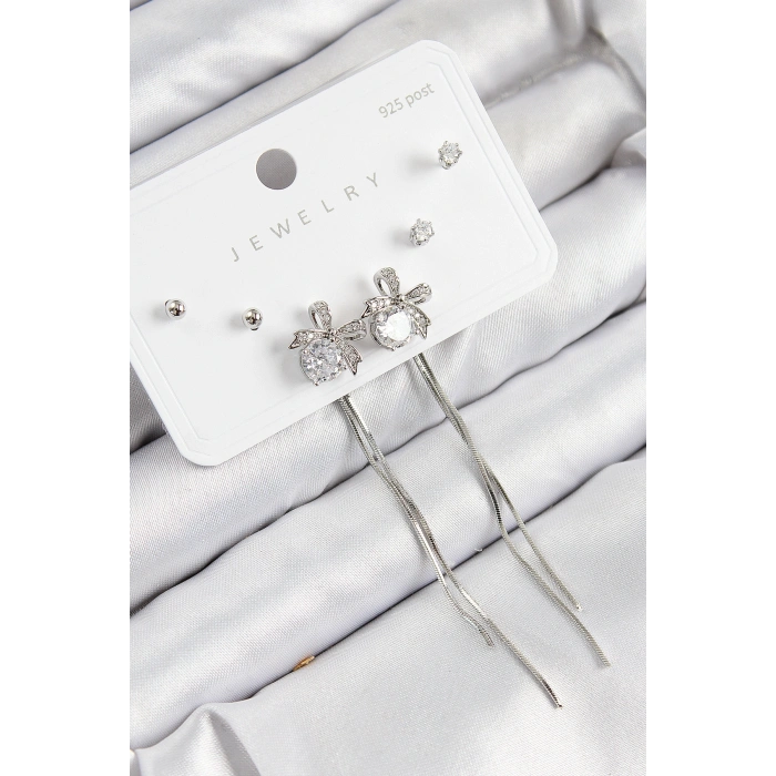 Pirinç Zirkon Taşlı Sallantılı Fiyonk Model Gümüş Renk 925 Ayar Gümüş Çivi Kadın Küpe Set