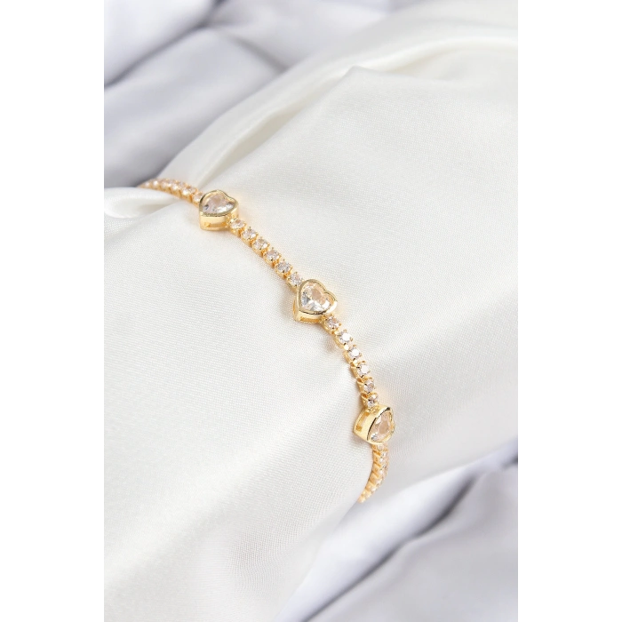 Pirinç Zirkon Taşlı Sıralı Kalp Model Gold Renk Kadın Bileklik