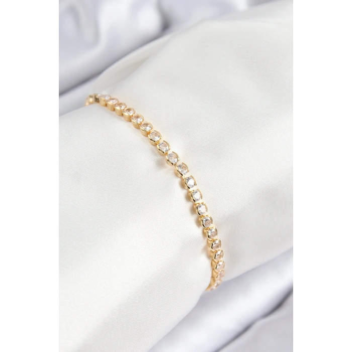 Pirinç Zirkon Taşlı Sıralı Model Gold Renk Asansörlü Kadın Bileklik