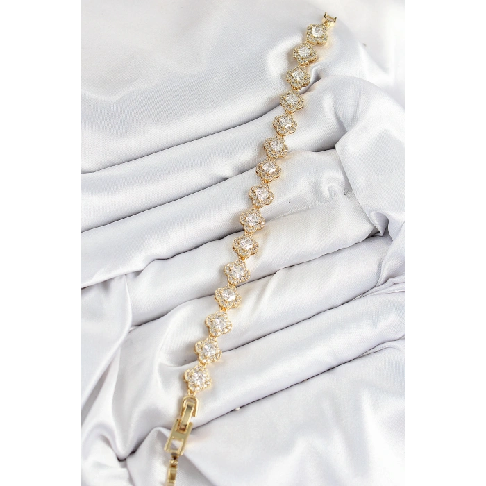 Pirinç Zirkon Taşlı Yonca Baget Model Gold Renk VIP Seri Kadın Bileklik