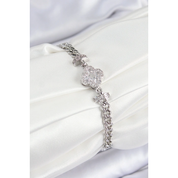 Pirinç Zirkon Taşlı Yonca Model Gümüş Renk Kadın Bileklik