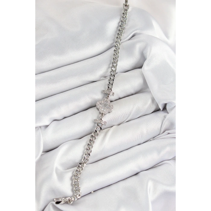 Pirinç Zirkon Taşlı Yonca Model Gümüş Renk Kadın Bileklik