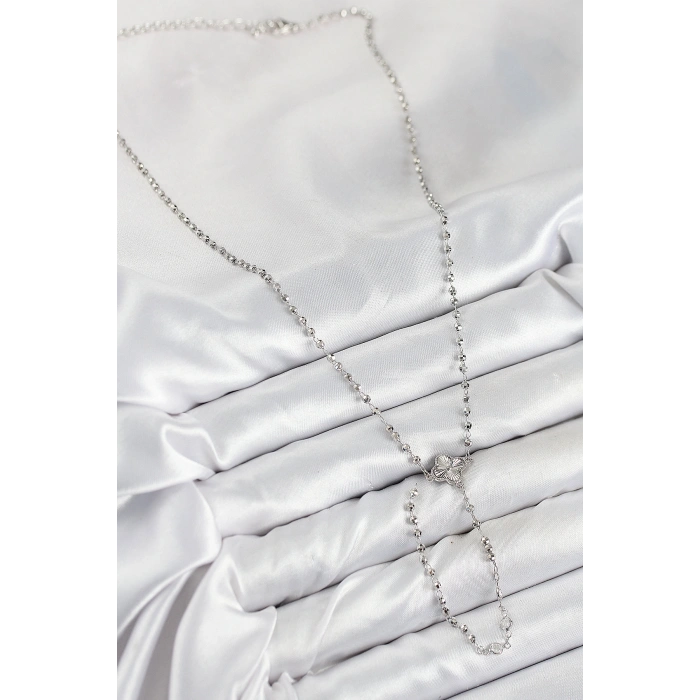 Pirinç Zirkon Taşlı Yonca Model Gümüş Renk Kadın Y Kolye