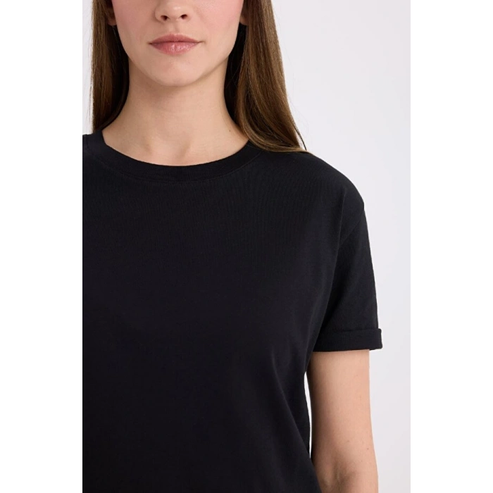 Regular Fit Bisiklet Yaka Basic Düz Penye Kısa Kollu Siyah Tişört