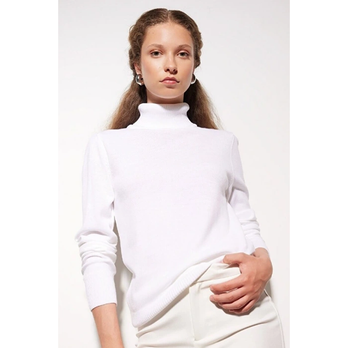 Regular Fit Yumuşak Dokulu Balıkçı Yaka Basic Düz Triko Kazak