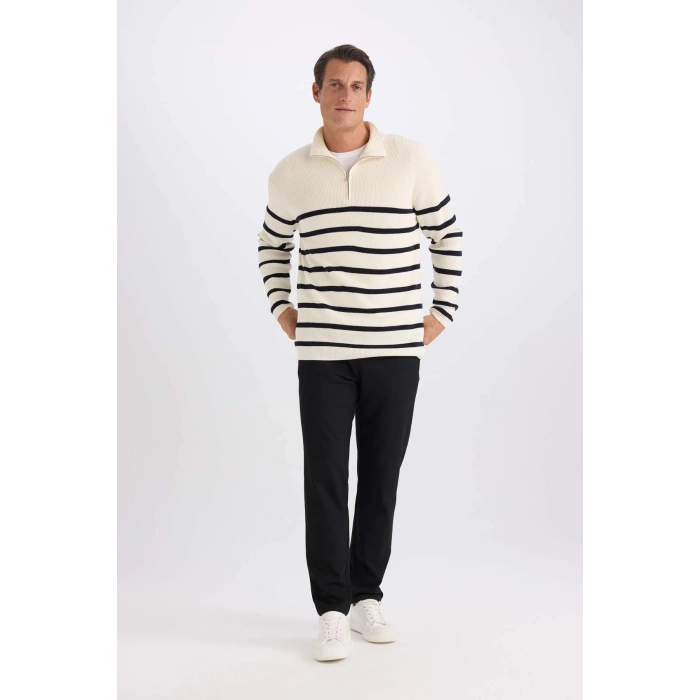 Standart Fit Balıkçı Yaka Selanik Kumaş Kazak B9717AX24AU