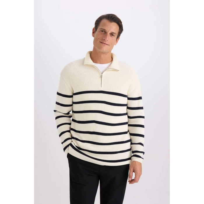 Standart Fit Balıkçı Yaka Selanik Kumaş Kazak B9717AX24AU