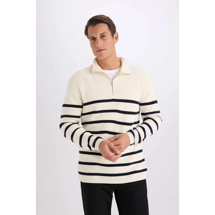 Standart Fit Balıkçı Yaka Selanik Kumaş Kazak B9717AX24AU