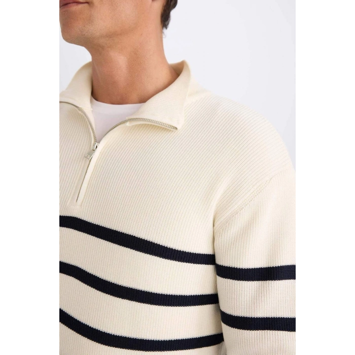 Standart Fit Balıkçı Yaka Selanik Kumaş Kazak B9717AX24AU