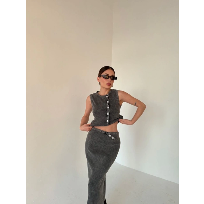 UZUN ETEKLİ ÖNÜ DÜĞMELİ BADİ İKİLİ TAKIM- ANTRASİT