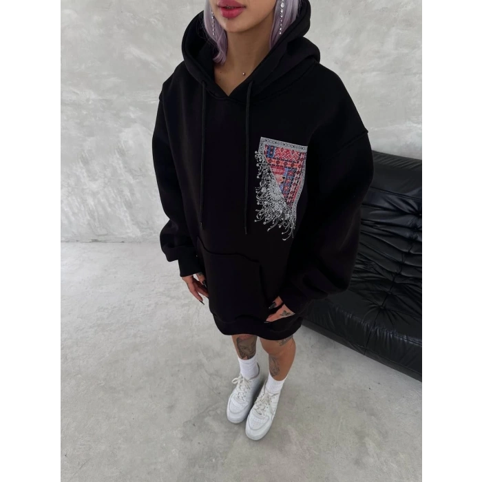 UZUN KOL KAPÜŞONLU ÖN VE ARKA BASKILI SWEATSHİRT - SİYAH