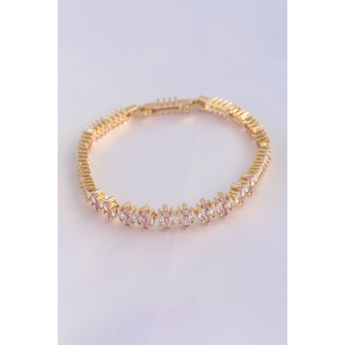 Vip Seri Pirinç Pembe Zirkon Taşlı Gold Renk Baget Model Bileklik