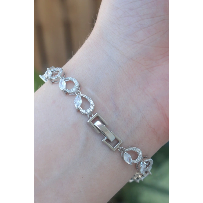 Vip Seri Pirinç Zirkon Taşlı Gümüş Renk Arpa Model Bileklik