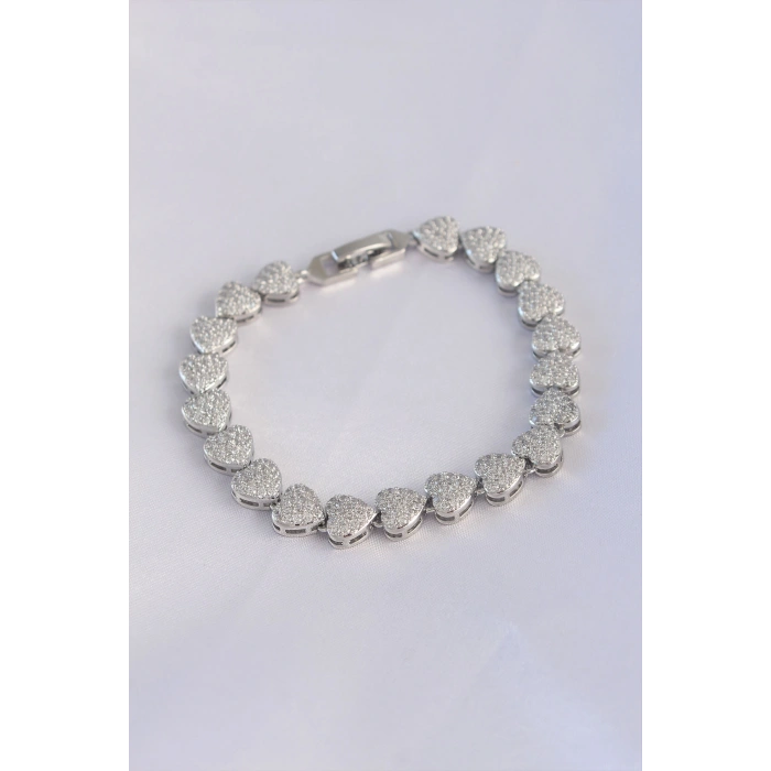 Vip Seri Pirinç Zirkon Taşlı Gümüş Renk Kalp Model Bileklik