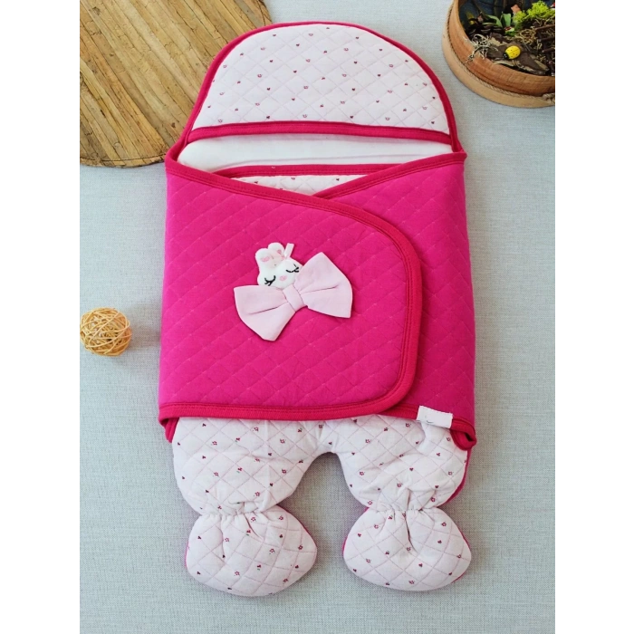 Yenidoğan Açılır Kucaklı Fiyonk Detay Ayaklı Kız Bebek Kundak Pembe