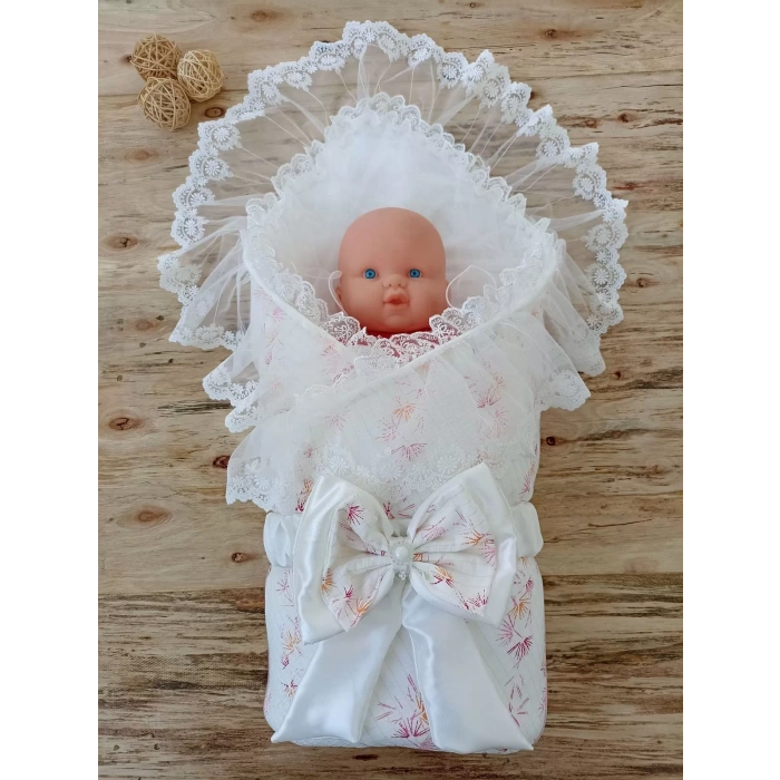 Yenidoğan Hanımeli Desenli Nakışlı Delüks Kundak Bebek Battaniyesi Ekru