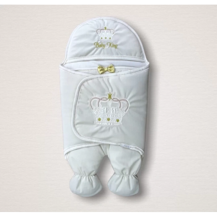 Yenidoğan King Nakışlı Ayaklı Erkek Bebek Kundak Ekru