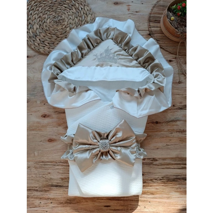 Yenidoğan Mehtap Lüks Kelebek Nakışlı Bebek Battaniyesi Kundak Vizon