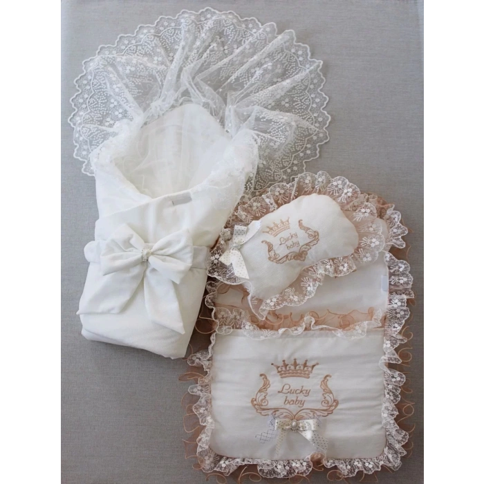 Yenidoğan Nil Nakışlı Kundaklı Trilüks 3Lü Alt Açma Seti Bej