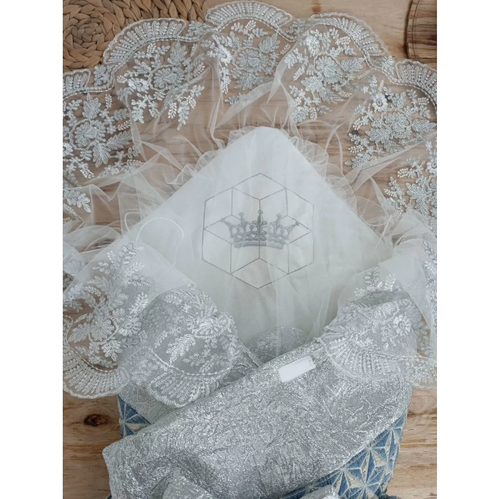 Yenidoğan Piramit Desenli Güpür İşlemeli Bebek Battaniyesi Kundak