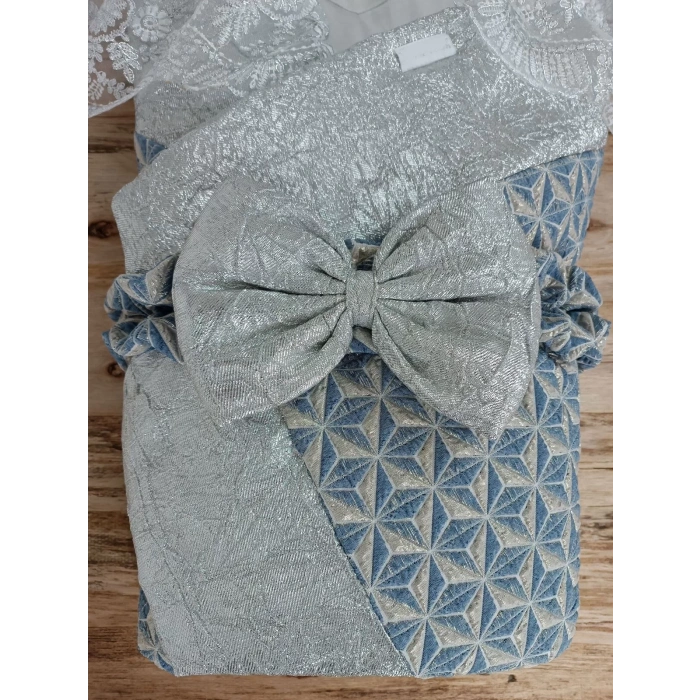 Yenidoğan Piramit Desenli Güpür İşlemeli Bebek Battaniyesi Kundak